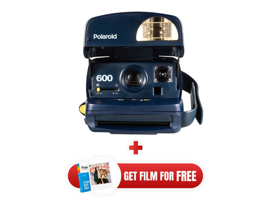 Capture Nostalgic Memories with our Refurbished 80s Style Polaroid 600 Camera - Perfect for Instant Photography Enthusiasts!