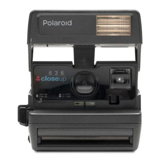Polaroid 636 Autofocus Instant Film Camera - Vintage Polaroid with Built-In Flash, Auto Focus Lens, and 600 Film Compatibility for Retro Photos - Vintage Polaroid Instant Cameras