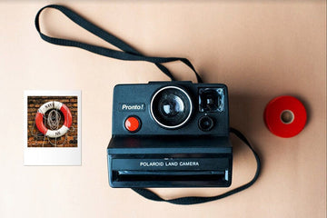Vintage Polaroid Land Camera Pronto Black with Red Button – Instant Film Camera - Polaroid SX-70 - Polaroid film camera - Vintage Polaroid Instant Cameras