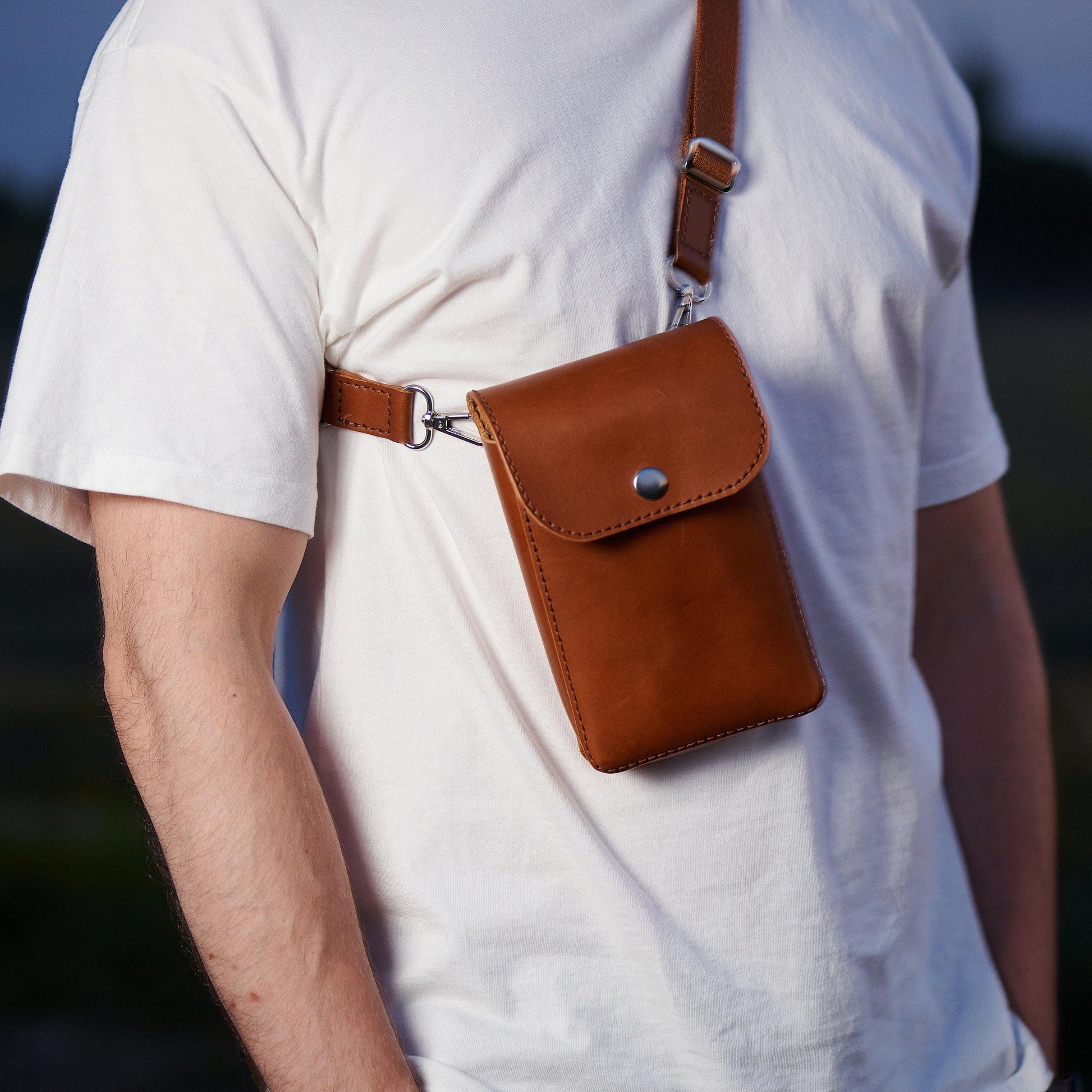 Leather Bag for Polaroid SX-70 Camera - Brown, Handcrafted Photographer Gift, Vintage Camera Case - Vintage Polaroid Instant Cameras