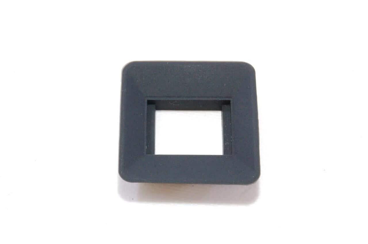 Eyepiece eye cup replacement for polaroid 600 cameras | original style accessory | fits onestep, sun 600, & more - Vintage Polaroid Instant Cameras