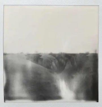 Instant Print Cameras: History and Technology Behind the Innovation