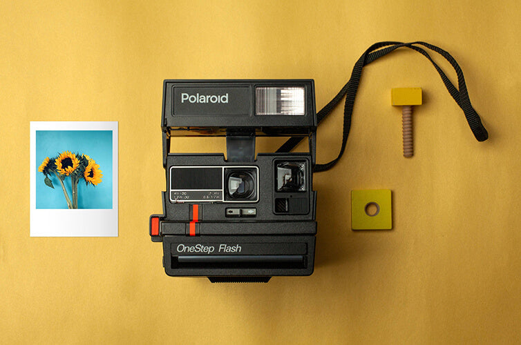 Polaroid One Step Flash Red Stripe - Vintage Instant Camera - 600 Film - 80s 90s Retro Photography