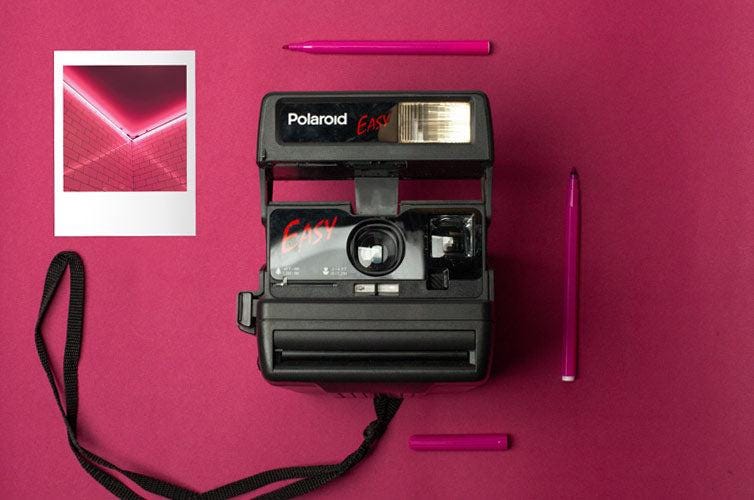 Instant film camera polaroid 600 easy edition | vintage original instant photos | refurbished & fully