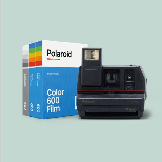 Polaroid impulse portait, polaroid 600, film 600 type, vintage camera, instant camera, polaroid camera