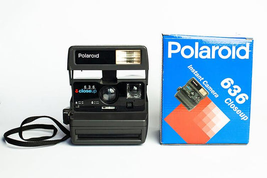 Polaroid one step close up 636 instant film camera  vintage polaroid 600 type film camera