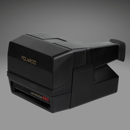 Polaroid 600 type land camera sonar autofocus 660 - vintage instant film analog camera