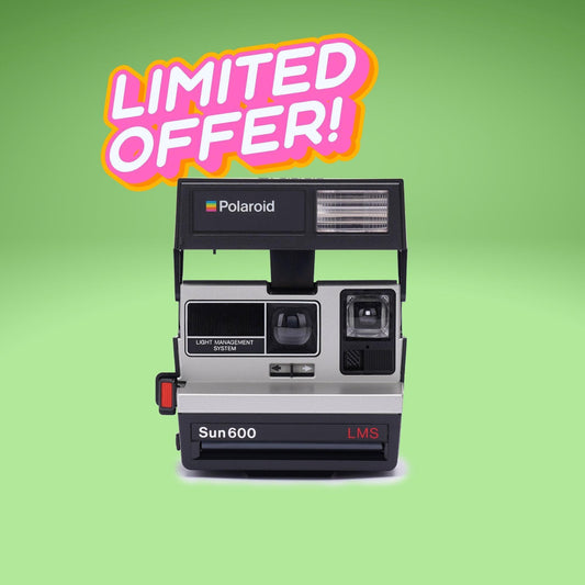 Vintage polaroid 600 lms instant film camera, classic polaroid camera, retro photography, fully tested, working condition, perfect gift