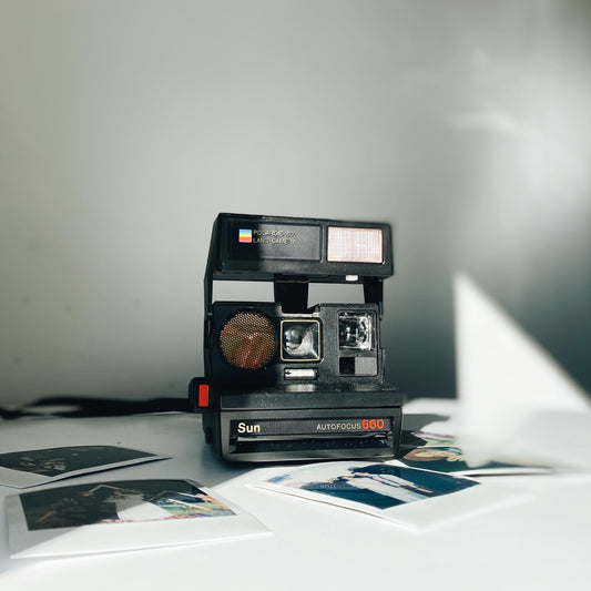 Vintage polaroid sun 660 camera | autofocus instant film camera | tested & working | retro photography gift