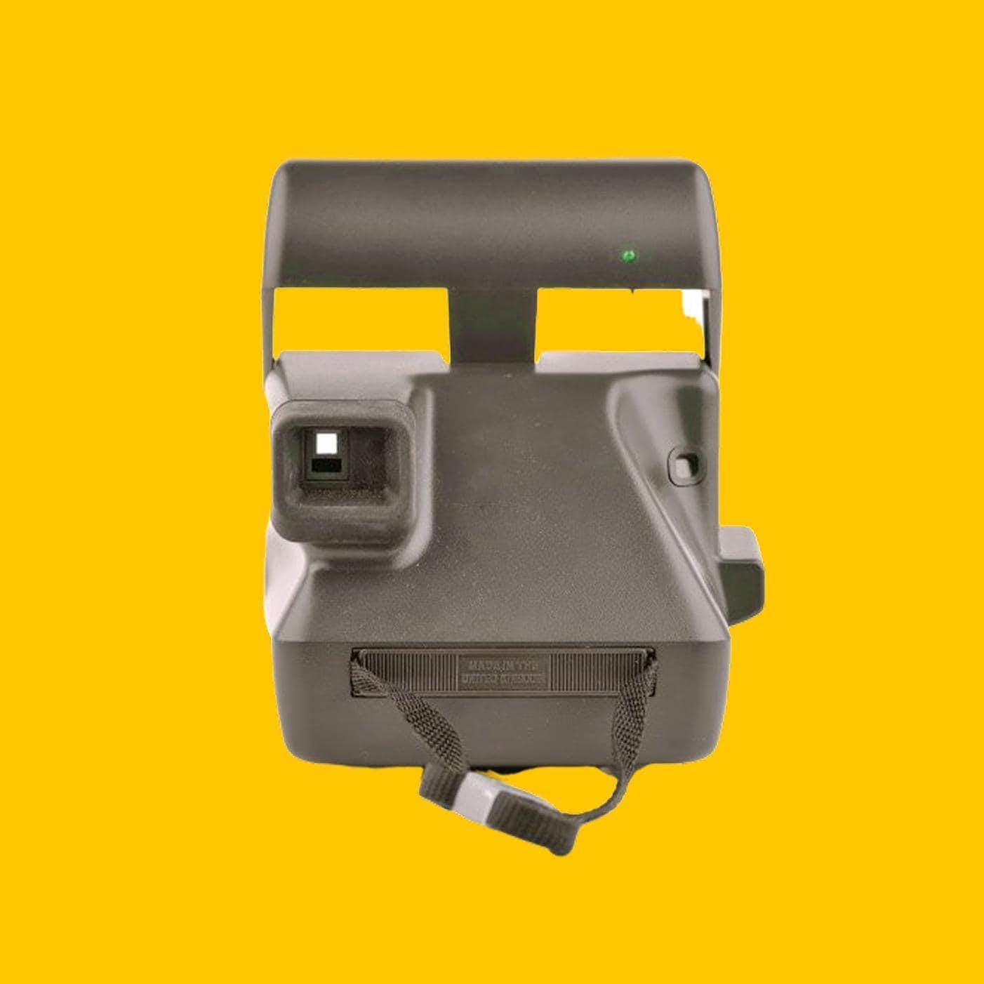 Polaroid easy add your text — 600 instant film camera, built-in flash, close-up capability, tested & ready to shoot - Vintage Polaroid Instant Cameras