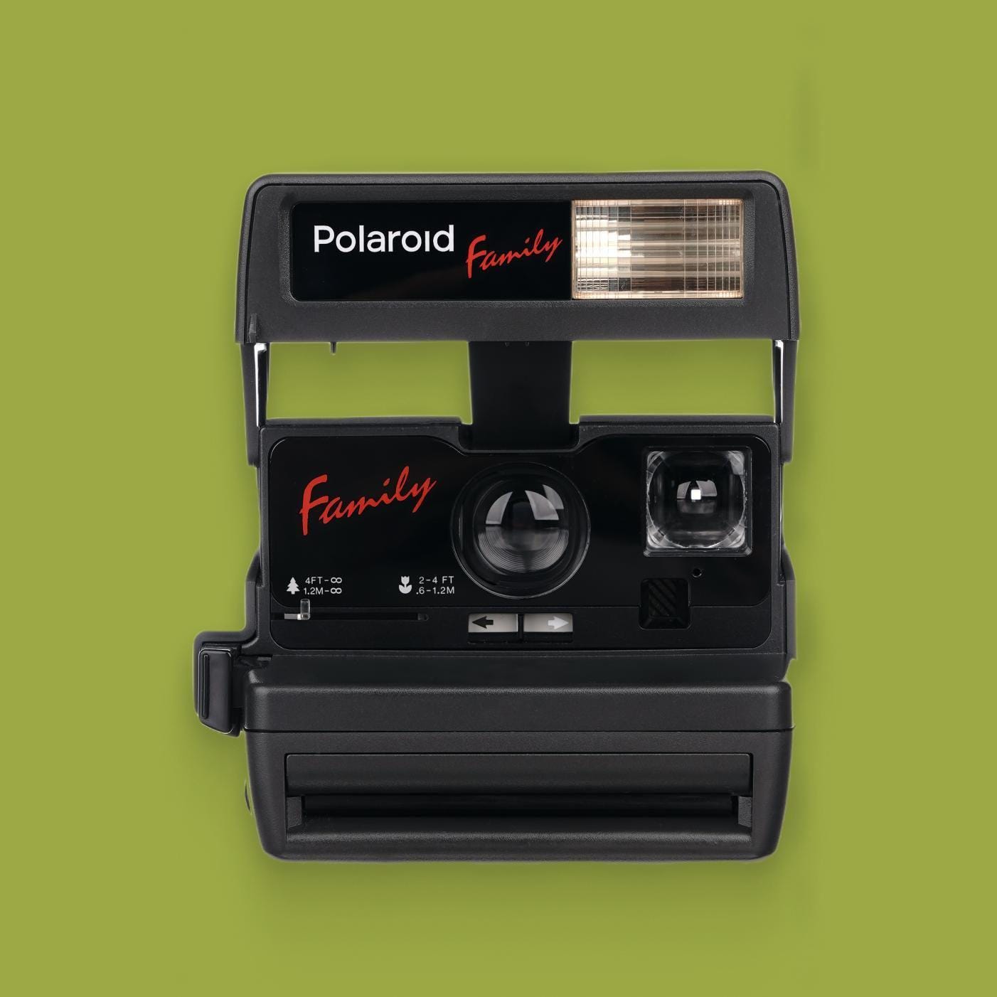 Polaroid 600 type, polaroid 636 close up (family edition) — 600 instant film camera, built-in flash, close-up lens, tested - Vintage Polaroid Instant Cameras