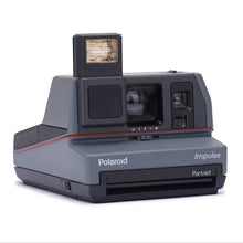Load image into Gallery viewer, Polaroid 600 Impulse Grey Instant Vintage Camera
