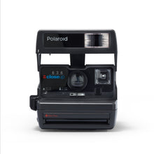 Load image into Gallery viewer, Polaroid One Step Close Up 636 Vintage Instant Camera